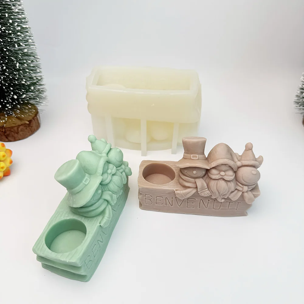 BENVENUTI Gnome Welcome Sign Silicone Mold finished casting from the silicone mold