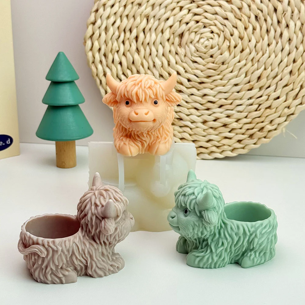 Highland Cow Planter Silicone Candle Mold silicone mold detail and cavity