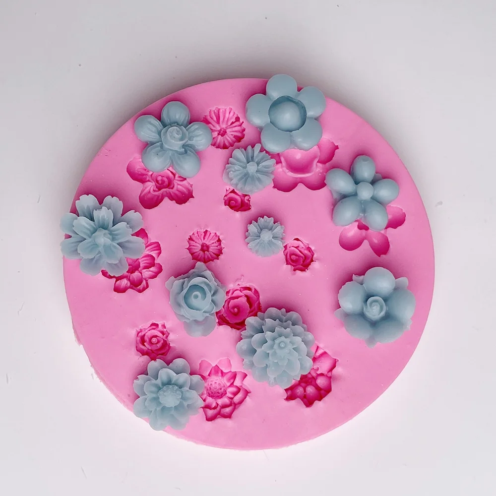 Mini Multi-style Mini Flower Silicone Mold for DIY Candle Making 1361 silicone mold detail and cavity