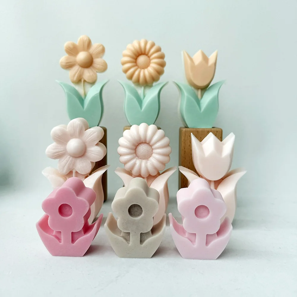 Silicone Candle Mold with Flower with Leaf Design 1467 silicone mold detail and cavity