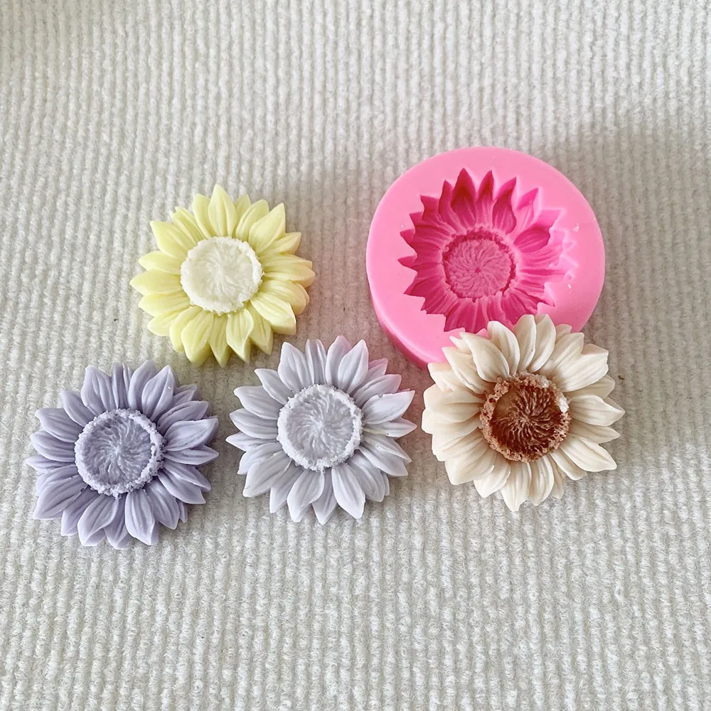 3D Sunflower Silicone Mold 1389 finished casting from the silicone mold