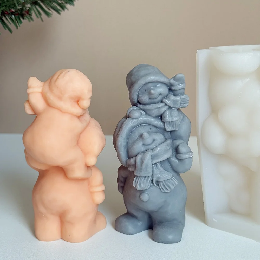 3D Snowman with Hat Silicone Candle Mold for DIY Candle Making, Soap, Resin 9278 finished casting from the silicone mold