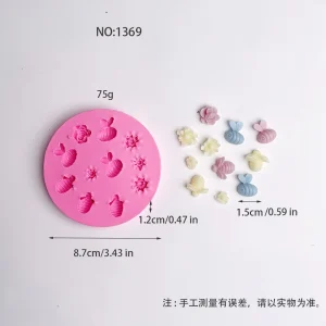 11-Cavity Bee and Flower Silicone Candle Making Mold 1369