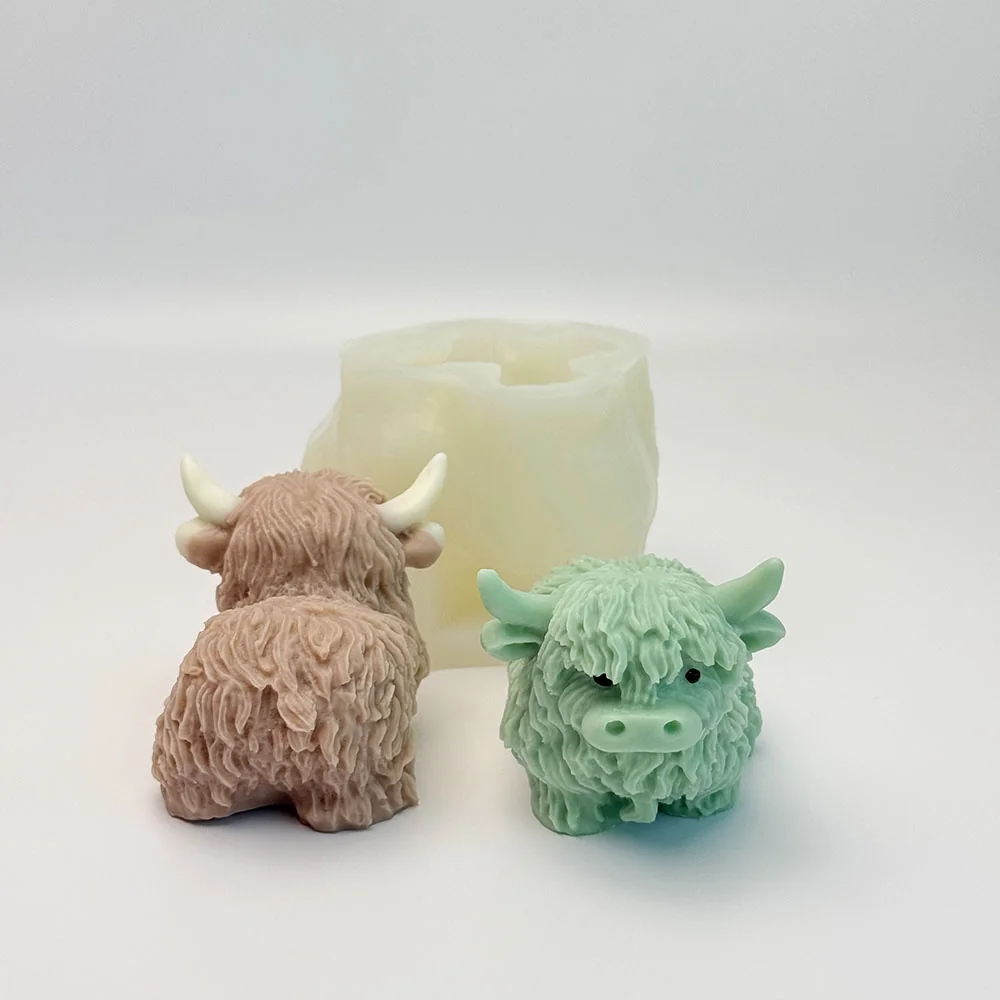Highland Cow 3D Silicone Candle Mold silicone mold detail and cavity