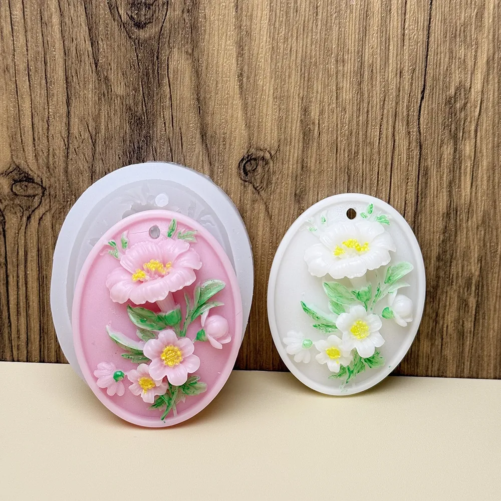 1642 - 椭圆形花卉浮雕硅胶蜡烛模具
