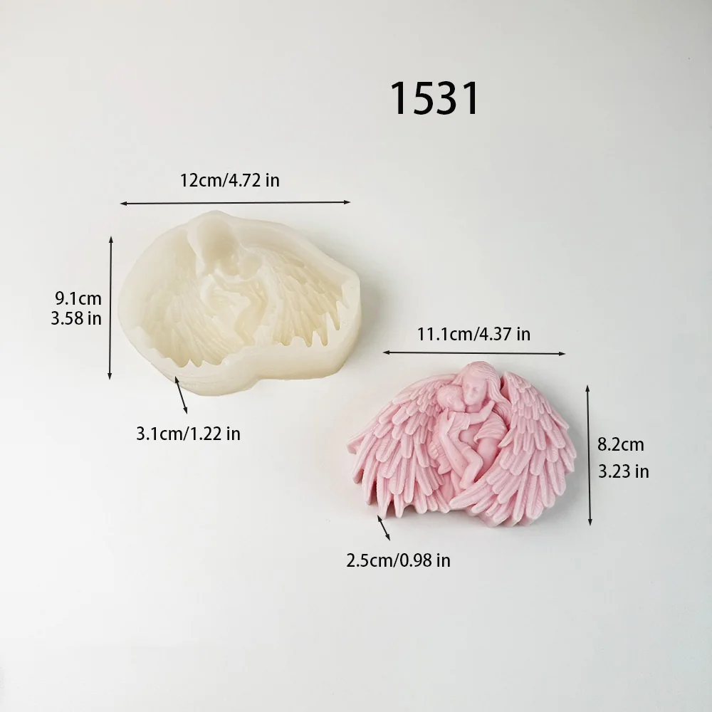 1531 - 天使母亲怀抱孩童，外围环绕展开羽翼硅胶模具